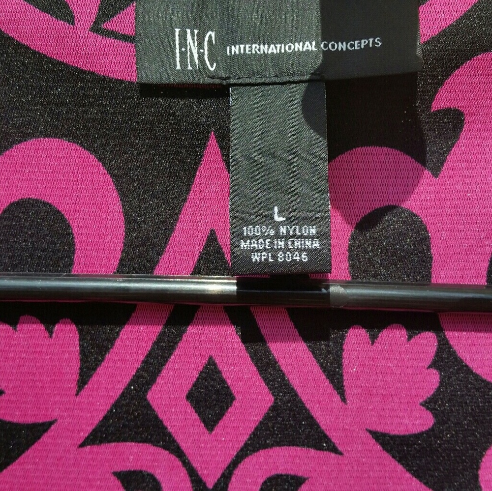 Women's INC Fushia/Black Quarter Sleeve Top - Picture 3 of 6